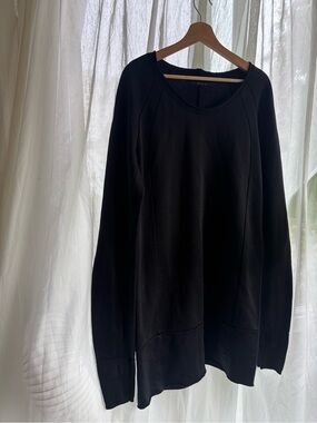 MA_JULIUS Black Tunic Crewneck Sweatshirt
